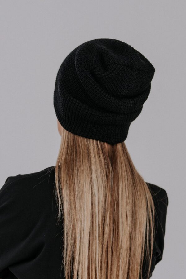 Breden Knitted 100% Merino Wool Cap WULF - Image 2
